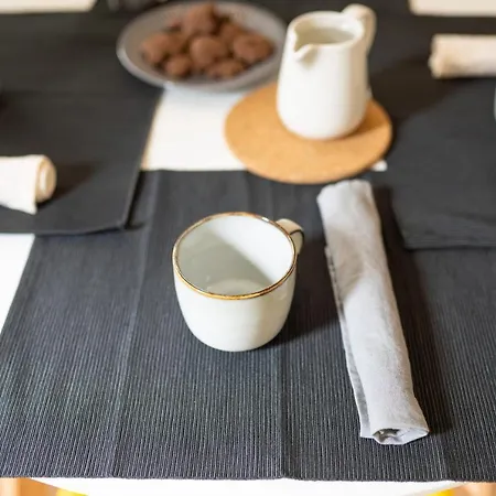 Monsanto Hill House - No. 567 Apartament